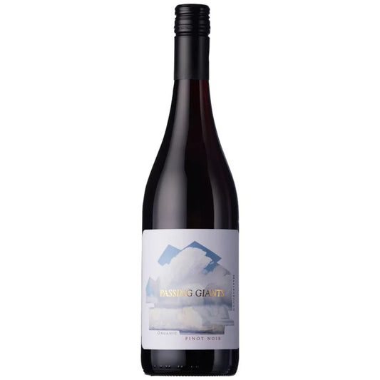 PASSING GIANTS PINOT NOIR 2020